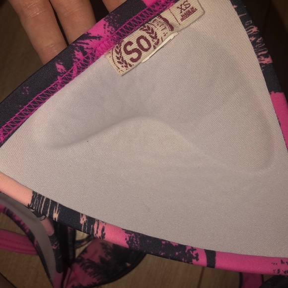 Triangle bikini - Picture 2 of 2